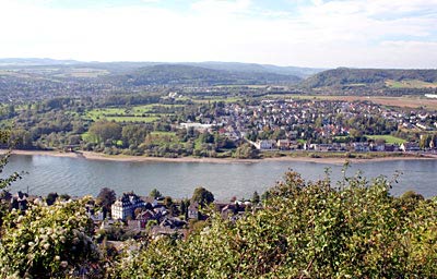 Blick von der Linzer Terrasse in die Rheinebene bei Kripp-Sinzig